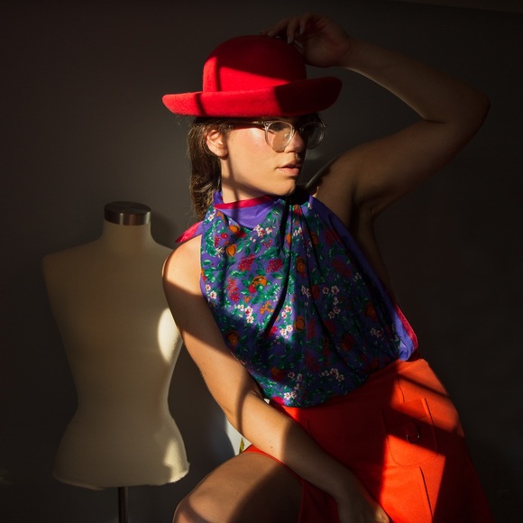 Meet your Posher, Emily - Picture 1 of 4